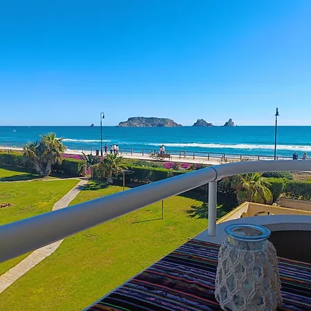 Frente Al Mar - L'estartit, Costa Brava Apartment *